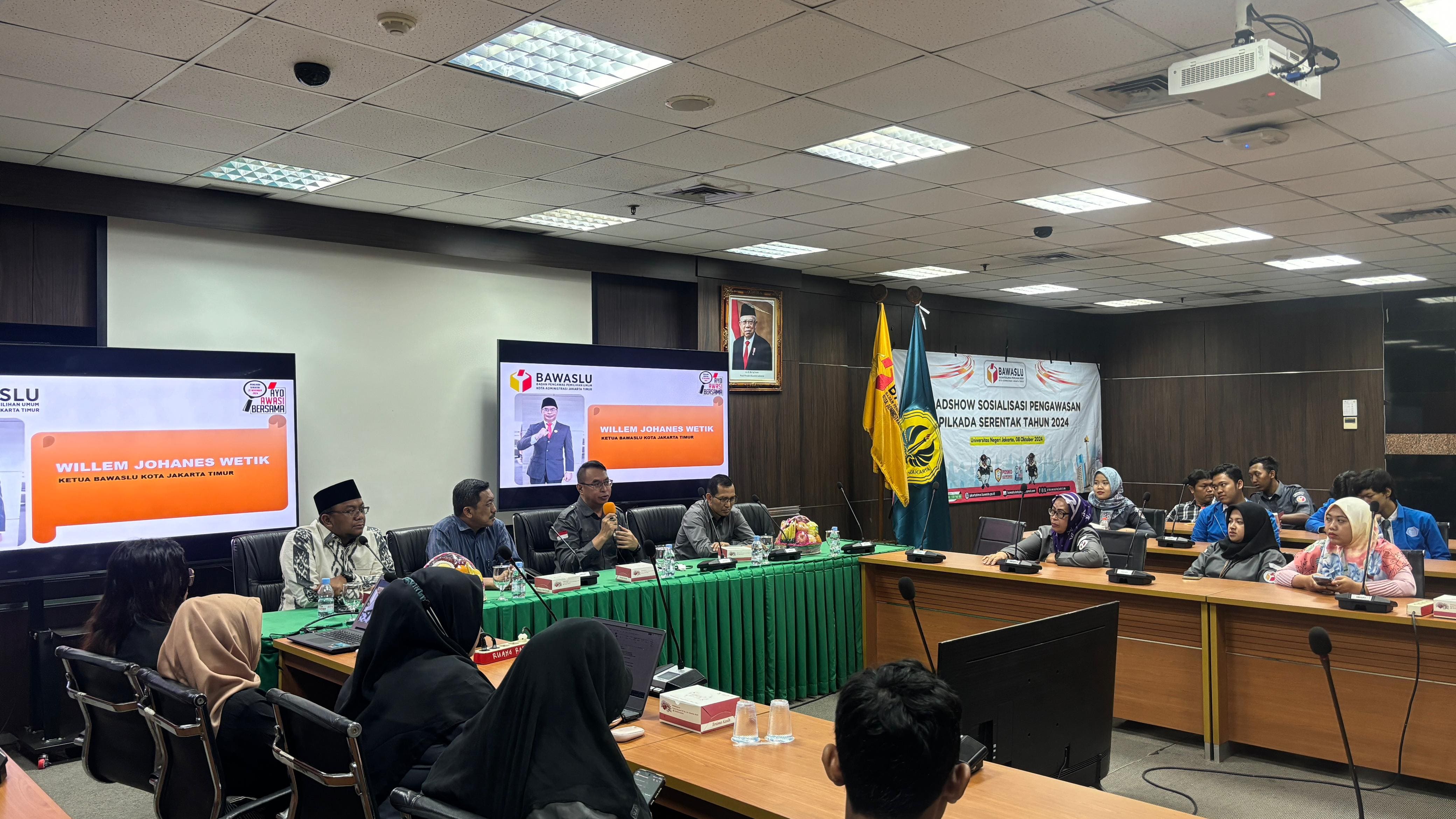 Roadshow Sosialisasi Pengawasan Pilkada Serentak Tahun 2024 di Universitas Negeri Jakarta