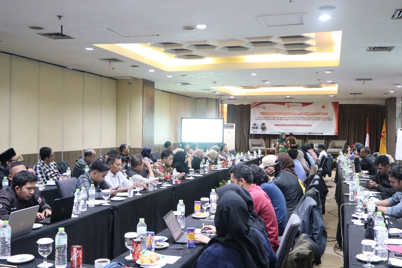 Bawaslu Kota Jakarta Timur Tingkatkan SDM Pengawas Adhoc dalam Pengawasan Tahapan Logistik serta Pemungutan dan Penghitungan Suara pada Pemilihan Serentak Tahun 2024