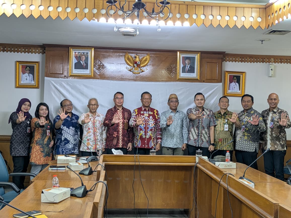 Bawaslu Jakarta Timur Bahas Kinerja dan Sinergi Program Bersama Walikota Melalui Audiensi