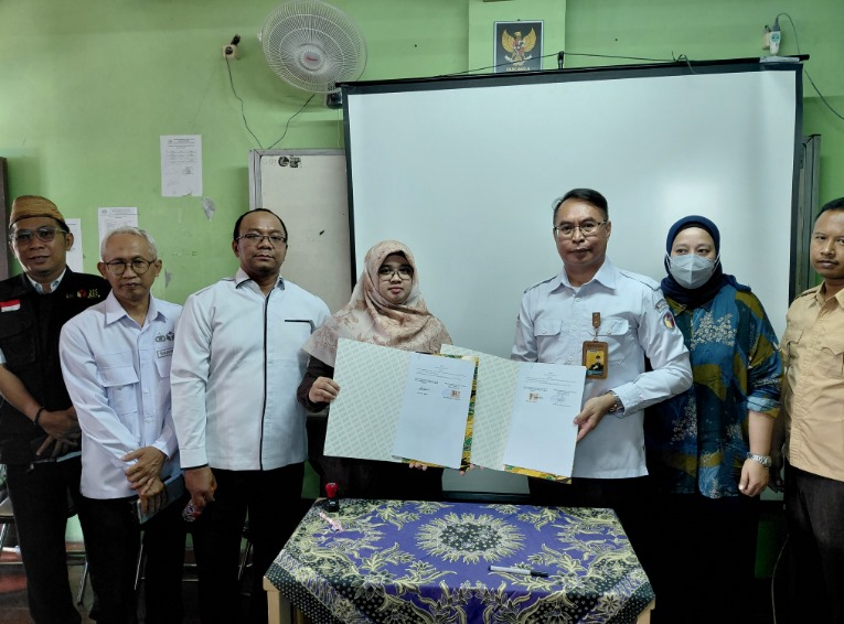 Bawaslu Kota Jakarta Timur Gelar Roadshow Penguatan Kelembagaan: Sosialisasi Pengawasan Partisipatif di SMK Rahayu Mulyo
