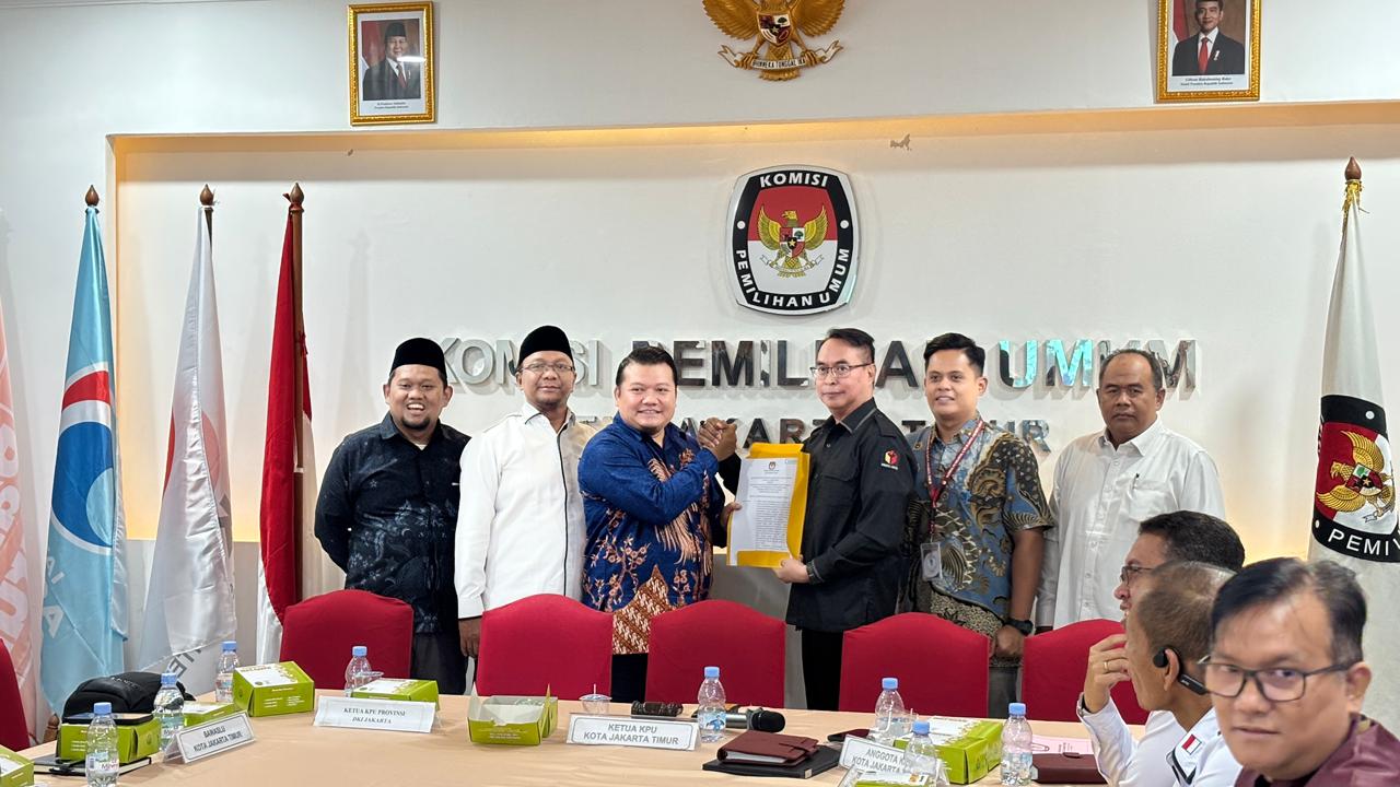 Bawaslu Jakarta Timur Hadiri Rapat Pleno Pemutakhiran Data Pemilih Berkelanjutan Triwulan III Tahun 2025