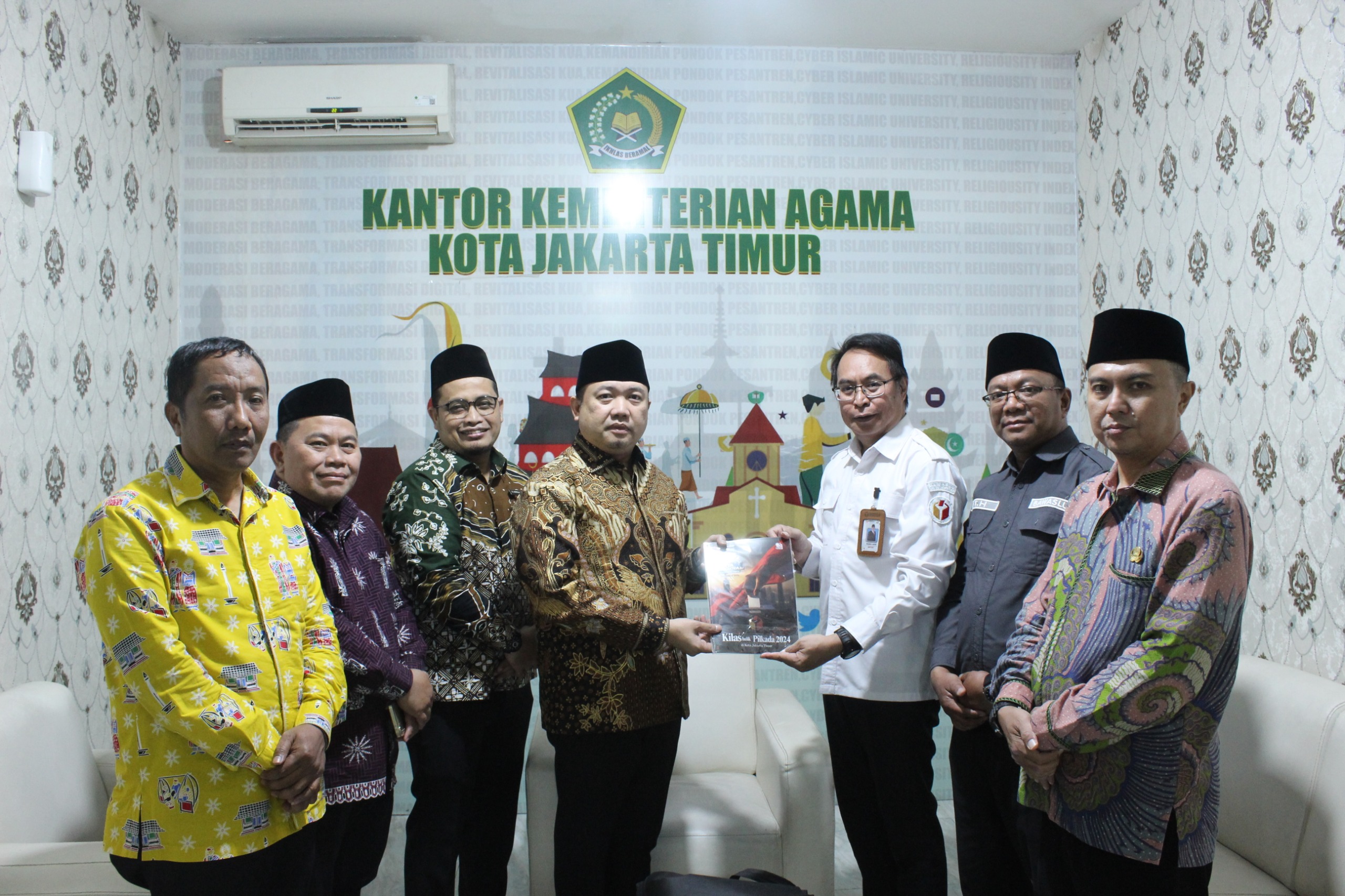 Bawaslu Jakarta Timur Perkuat Konsolidasi Demokrasi Melalui Audiensi dengan Kemenag Jakarta Timur