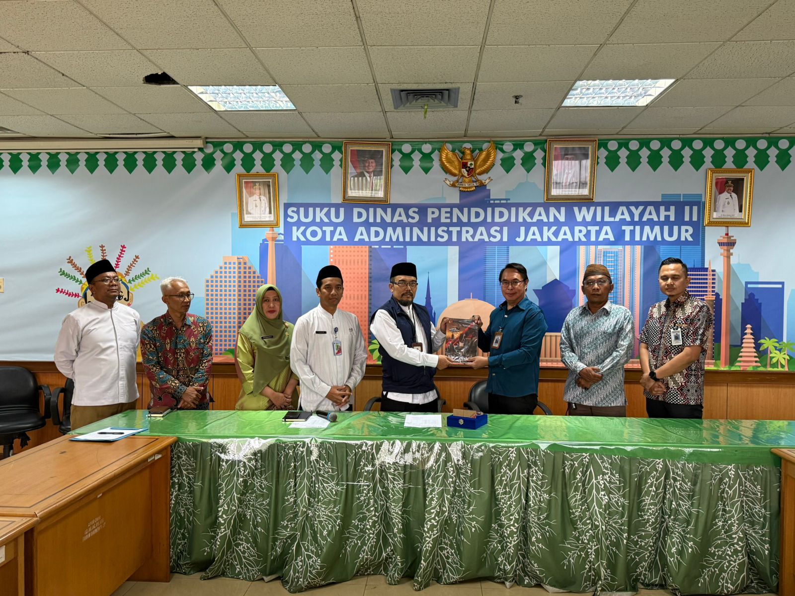 Bawaslu Jakarta Timur Audiensi dengan Sudin Pendidikan untuk Sosialisasi Pemilih Pemula