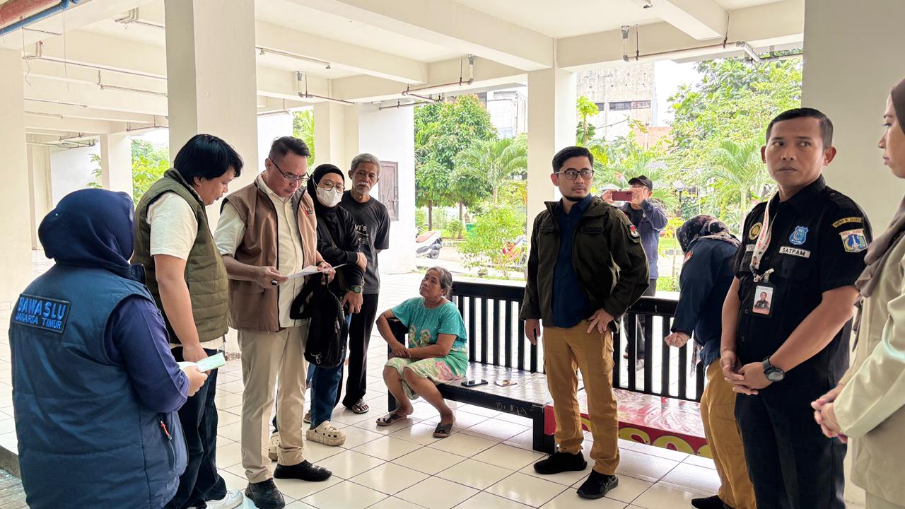 Pengawasan Pemutakhiran Data Pemilih Berkelanjutan: Bawaslu Jakarta Timur Lakukan Pengawasan Melekat terhadap KPU Jakarta Timur