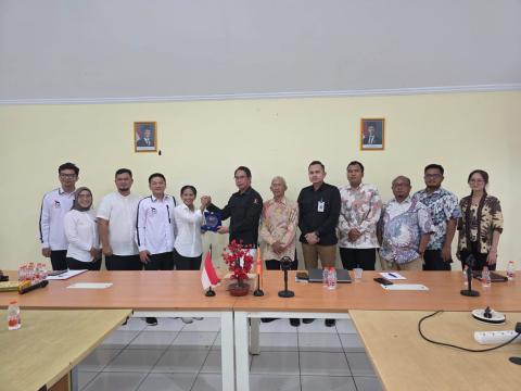 Bawaslu Jakarta Timur Terima Audiensi DPD PSI Bahas Penguatan Kolaborasi dan Kepemiluan