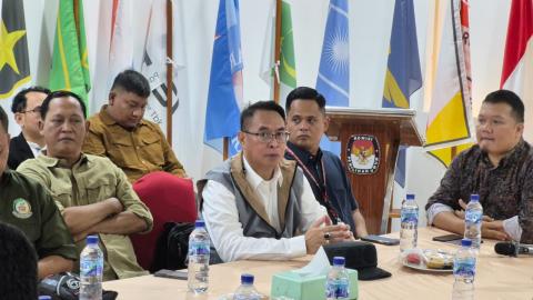 Bawaslu Jakarta Timur Hadiri FGD Penataan Daerah Pemilihan di KPU Kota Jakarta Timur