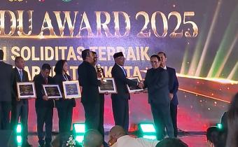Bawaslu Jakarta Timur Raih Penghargaan Terbaik II pada Gakkumdu Award 2025