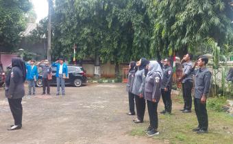 Bawaslu Jakarta Timur Gelar Apel Rutin Senin Pertama Tahun 2026